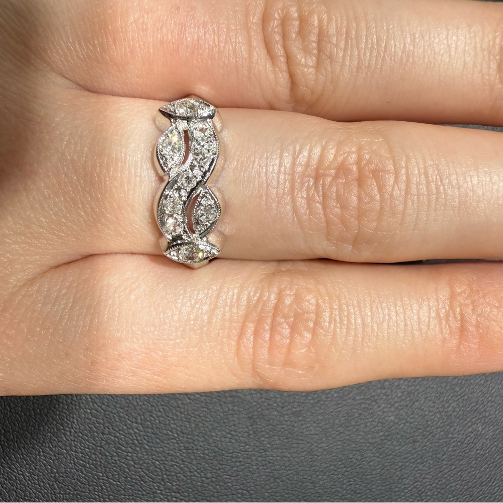 Art deco vintage 14k white gold diamond band